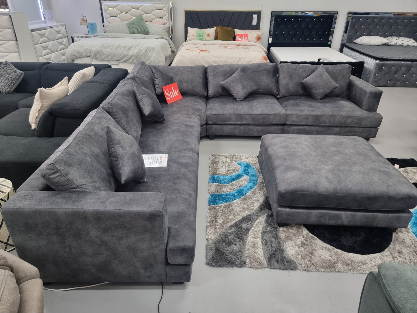 LEXINGTON MODULAR SOFA