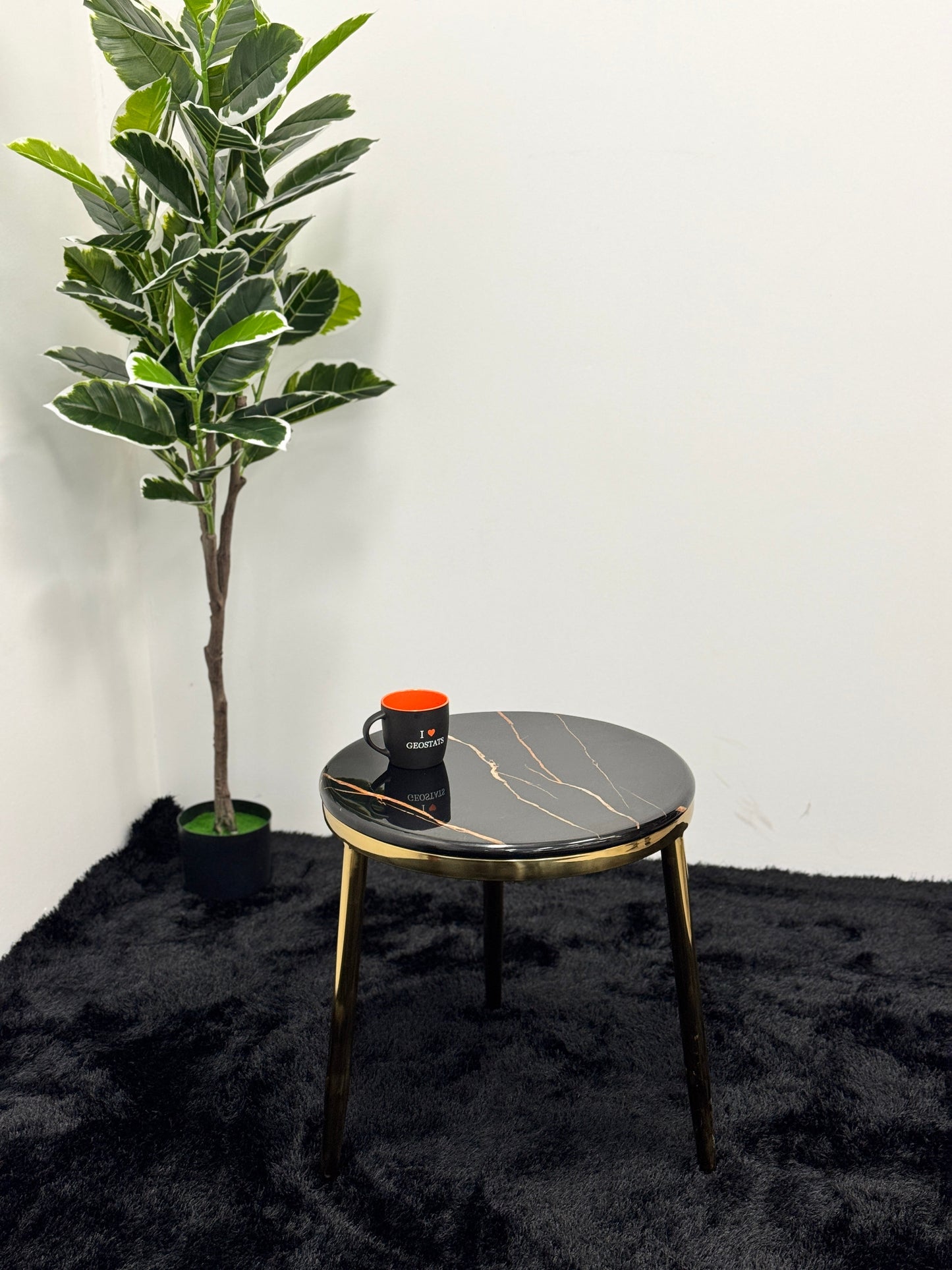 ROUND SIDE TABLE WITH BLACK & GOLD MARBLE TOP ST073