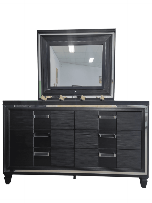 The Royal Dresser with Mirror