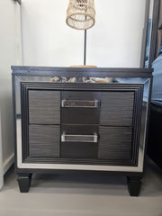 THE ROYAL BEDSIDE TABLE