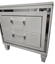 THE ROYAL BEDSIDE TABLE