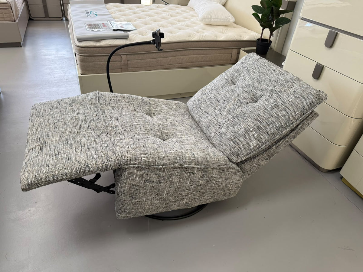 REGAL COMFORT ACCENT CHAIR IN STOCK NOW...!!!