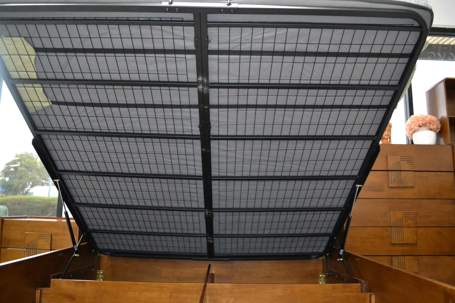 BELMONT GAS LIFT SOLID WOOD BEDROOM RANGE