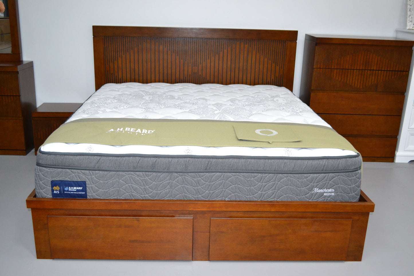 MADDINGTON DRAWER SOLID WOOD BEDROOM RANGE