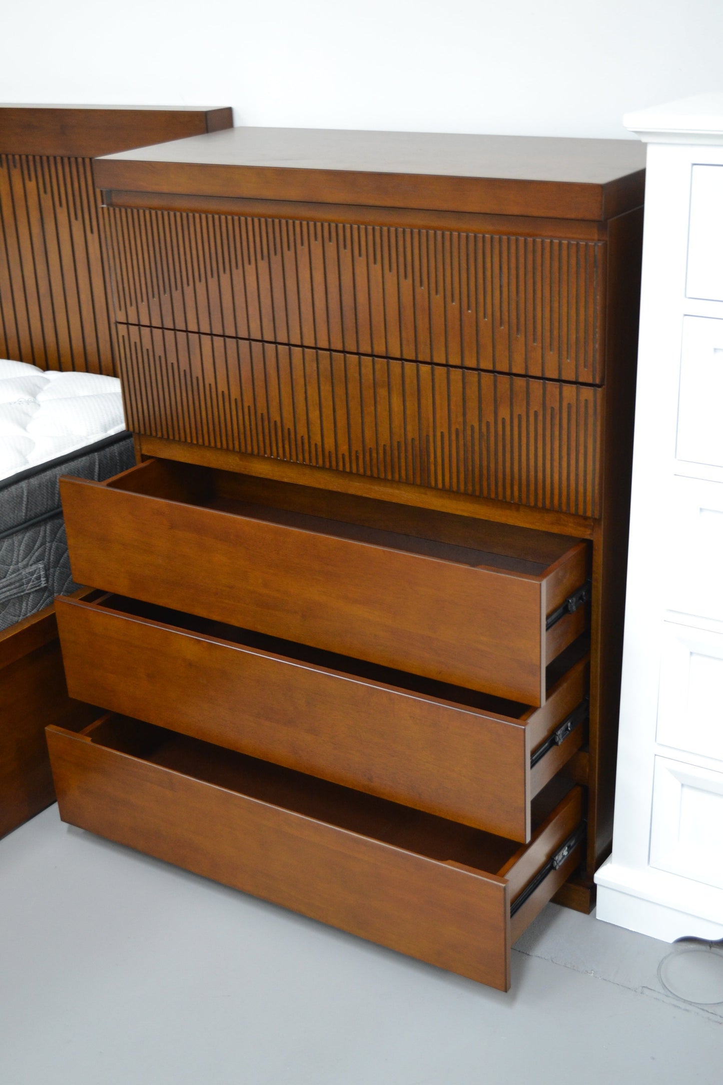 MADDINGTON TALLBOY WOODEN