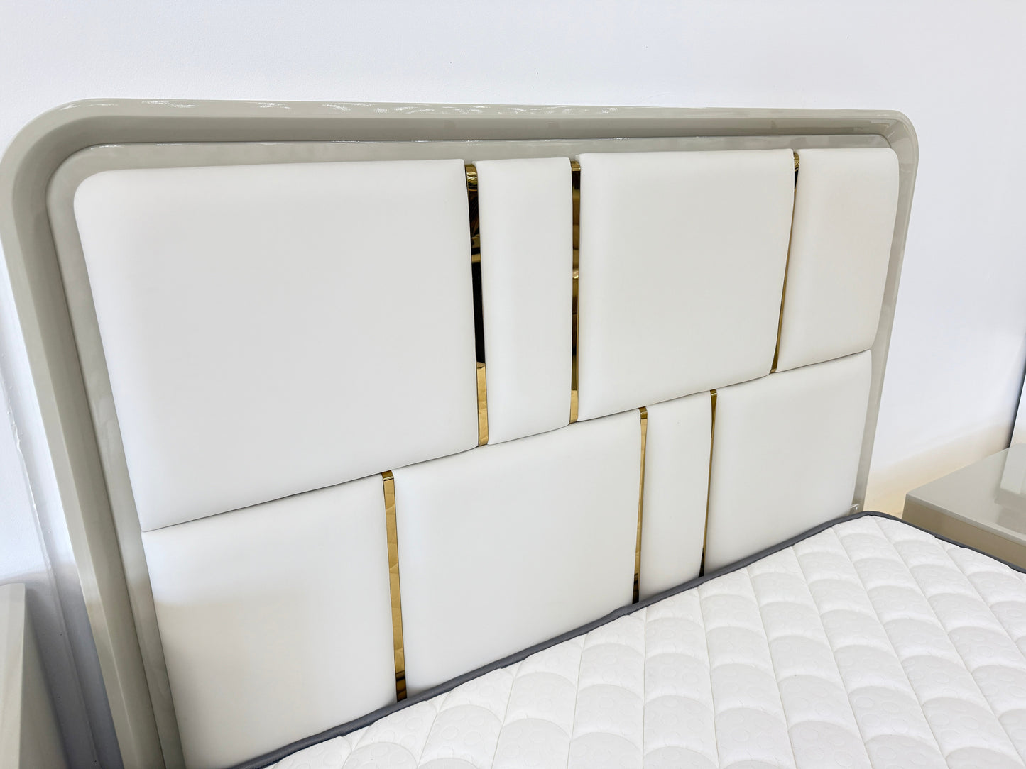 LUXDREAM BEDROOM RANGE WITH LED LIGHTS