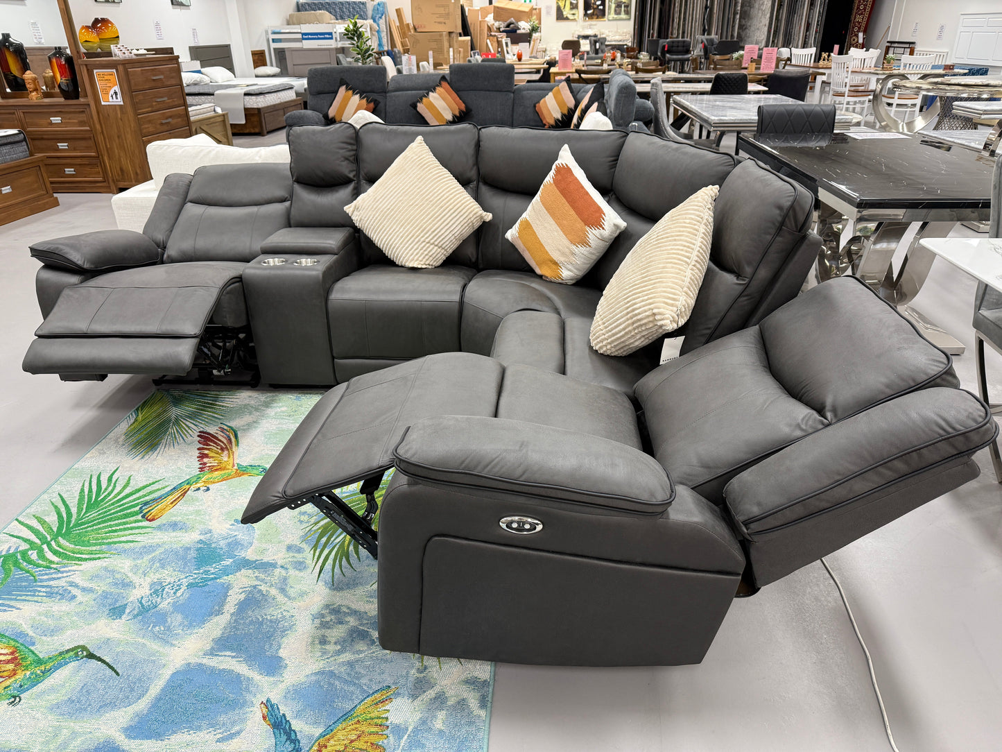 THE MONTANA ELECTRIC RECLINER SOFA