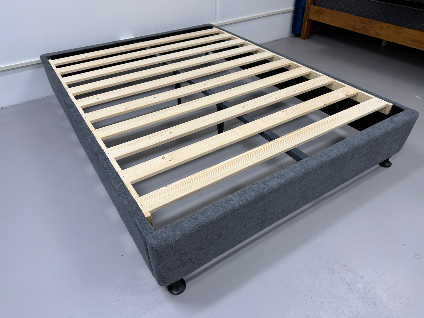 MILANO STANDARD BASE ONLY