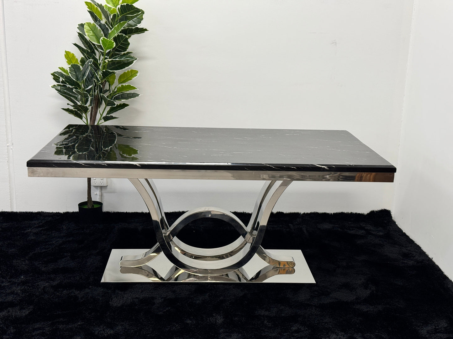 DINING TABLE WITH BLACK MARBLE TOP DT016