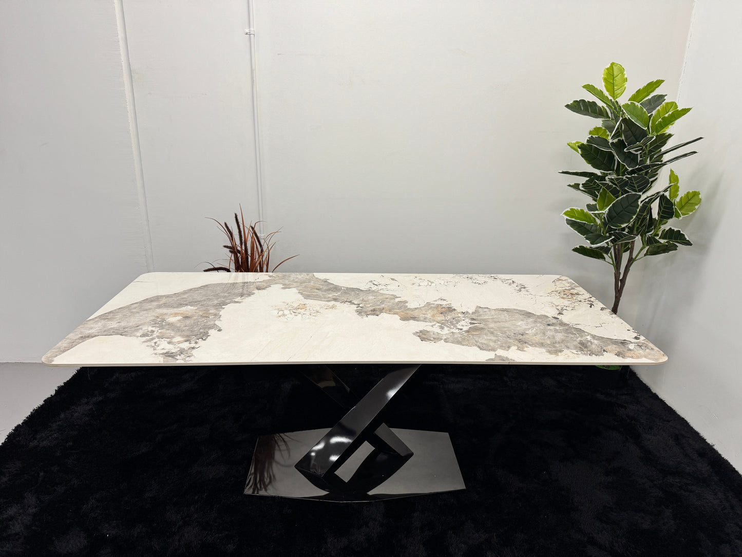 DINING TABLE WITH SLATE TOP DT134