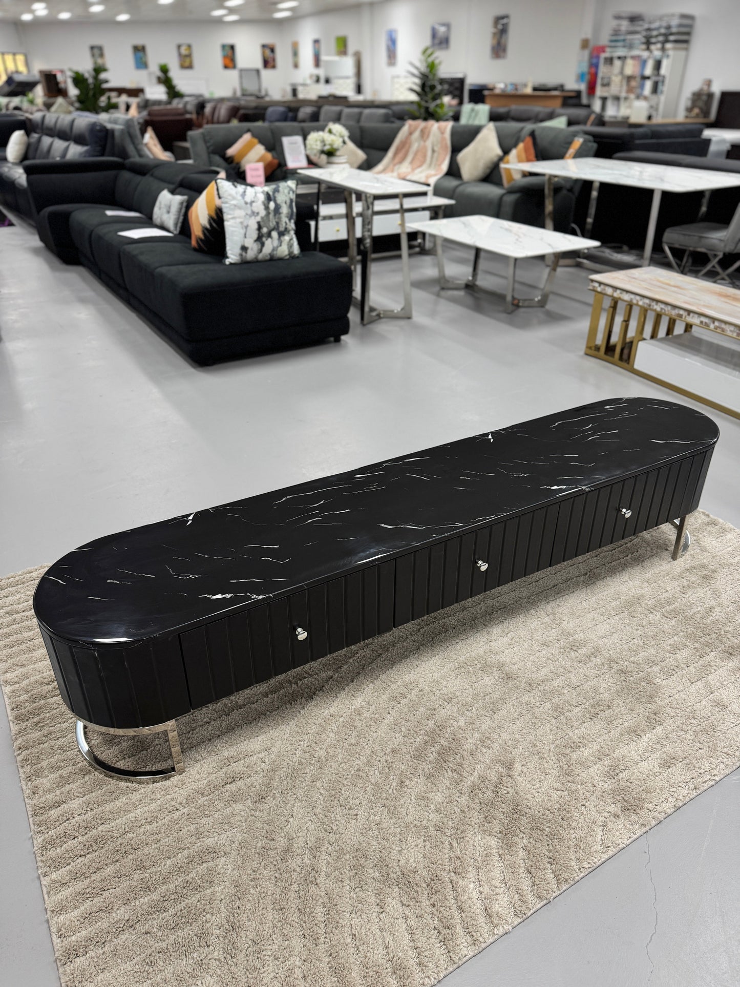TV UNIT WITH BLACK MARBLE & LEATHER TS056